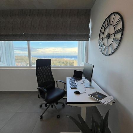 Seaside Luxury In Pembroke St Julians Apartment Exterior photo