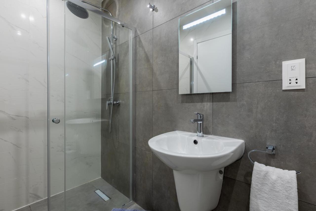 Seaside Luxury In Pembroke St Julians Apartment Exterior photo