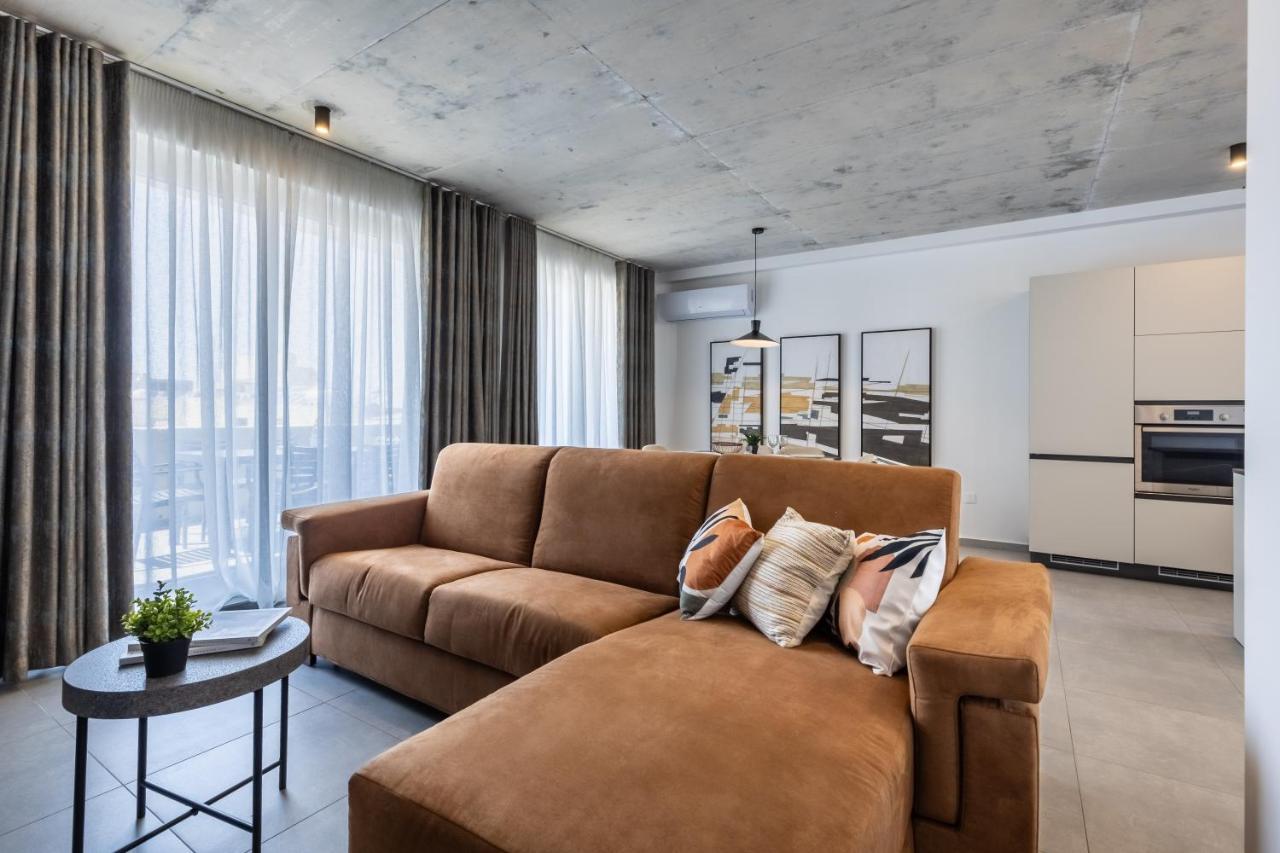 Seaside Luxury In Pembroke St Julians Apartment Exterior photo